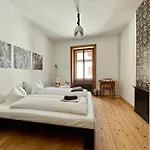 La Scala Couette-café